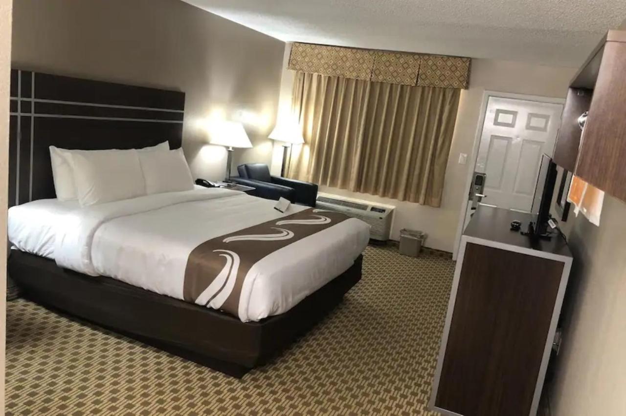 Quality Inn Madisonville Exteriér fotografie